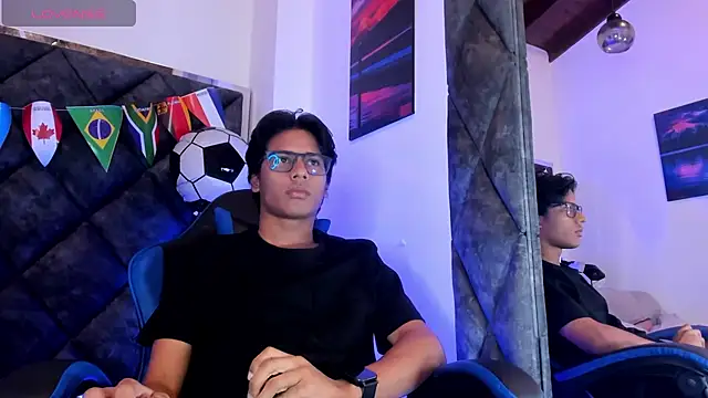 LiamKron Adlı Modelin Web Kamerası Şovu