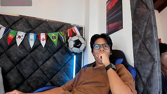 LiamKron Show in webcam