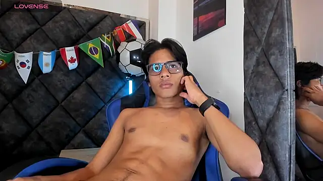 LiamKron Adlı Modelin Web Kamerası Şovu