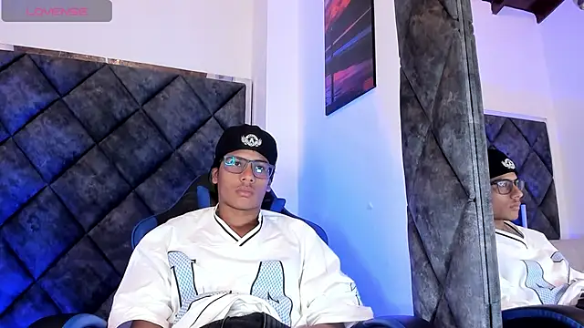 LiamKron 网络视讯表演