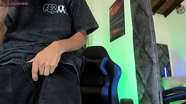 LiamKron Webcamshow