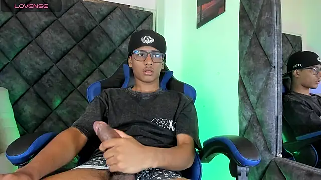 LiamKron – webcam-show
