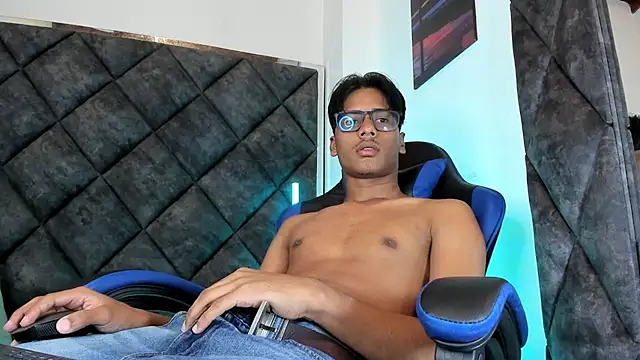 LiamKron's Live XXX Chat