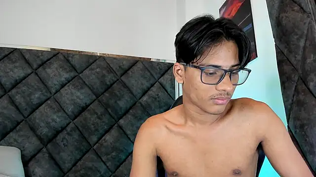 LiamKron Webcam Show