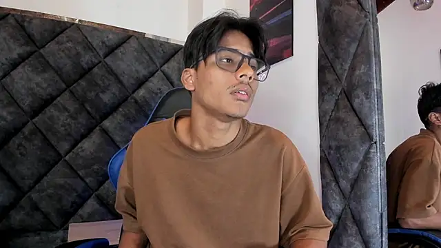LiamKron Live XXX-chat