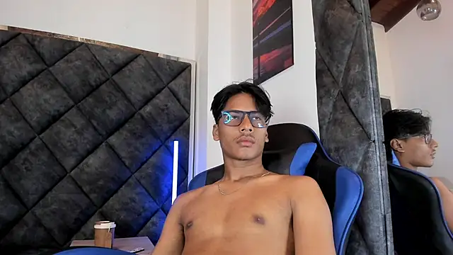 LiamKron Webcamshow