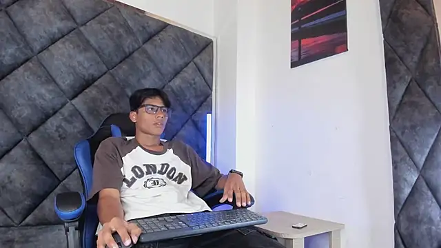 عرض كام LiamKron