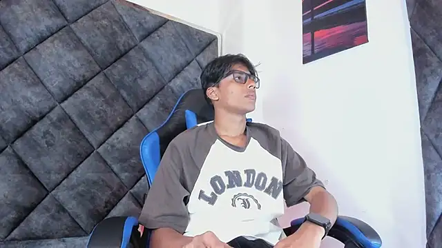 LiamKron's Webcam Show