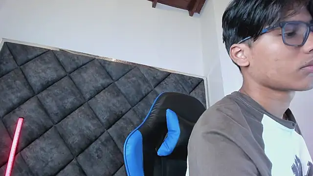 LiamKron's Webcam Show