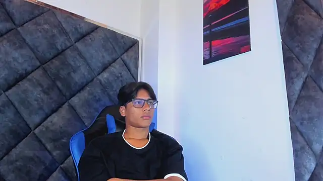 LiamKron Webcamshow
