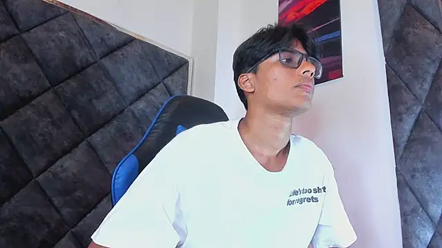 LiamKron Adlı Modelin Web Kamerası Şovu
