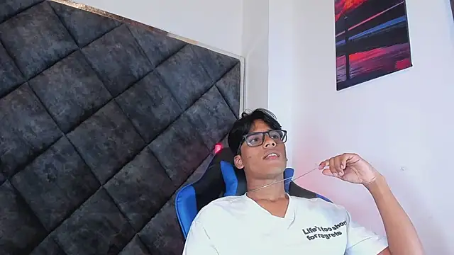LiamKron Show Webcam
