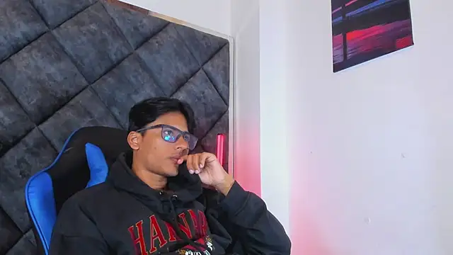 LiamKron Pertunjukan Webcam