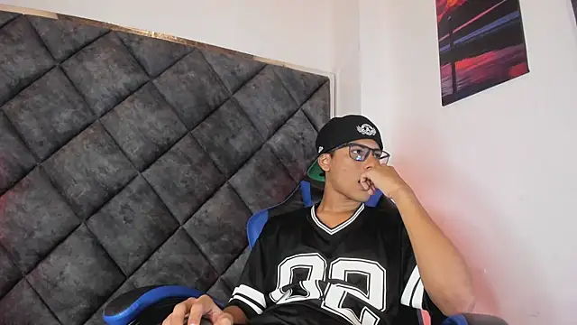 LiamKron Show Webcam