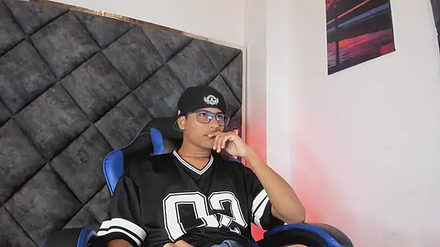 הופעת וובקאם של LiamKron