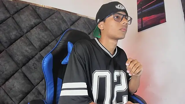 LiamKron Webcamshow