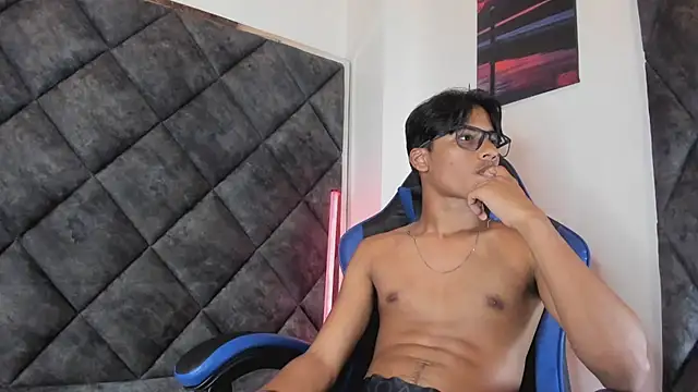 LiamKron's Webcam Show
