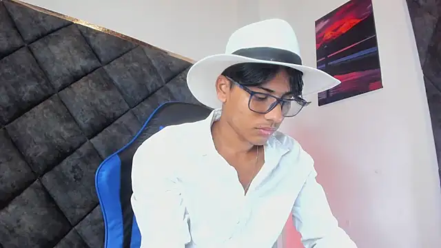LiamKron Pertunjukan Webcam