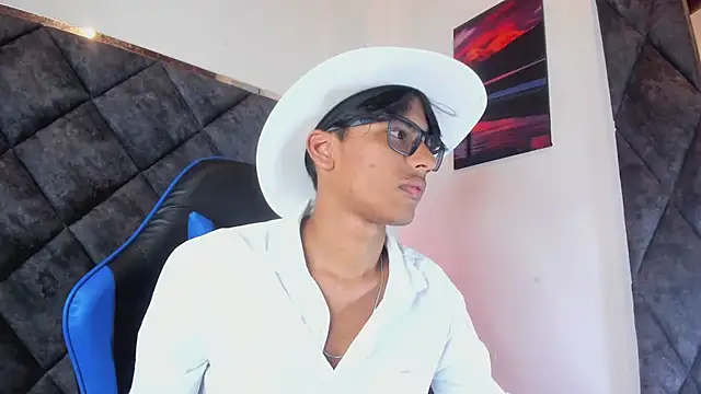 LiamKron Pertunjukan Webcam