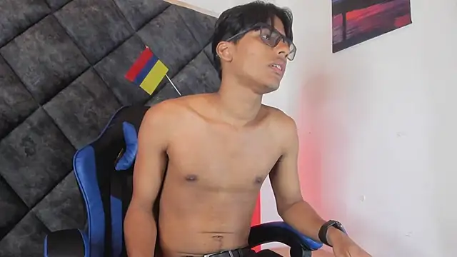 LiamKron Pertunjukan Webcam