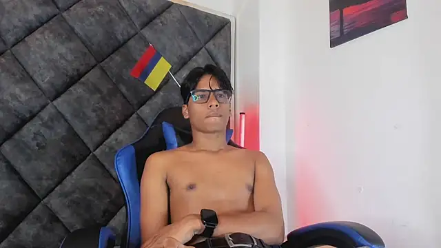LiamKron Pertunjukan Webcam