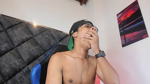 LiamKron ওয়েবক্যাম শো