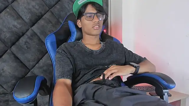 LiamKron Webcamshow