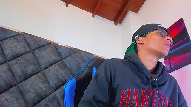LiamKron Webcamshow
