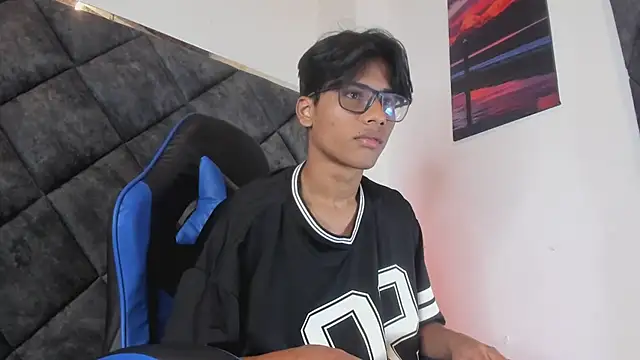 LiamKron Pertunjukan Webcam