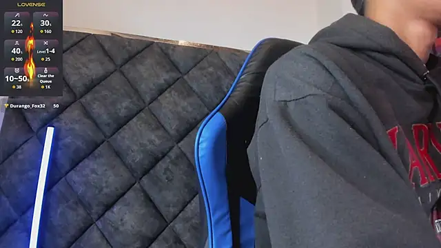 LiamKron Adlı Modelin Web Kamerası Şovu