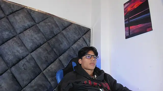 LiamKron Webcam Show