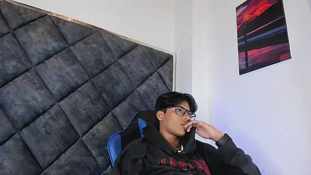 LiamKron Show Webcam