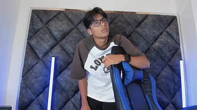 LiamKron ওয়েবক্যাম শো