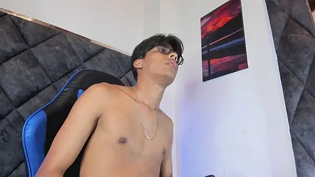 LiamKron Pertunjukan Webcam