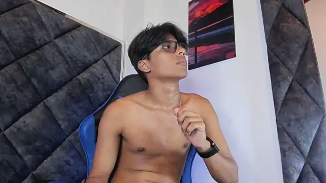 LiamKron Pertunjukan Webcam