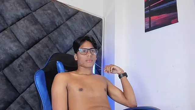 LiamKron ওয়েবক্যাম শো