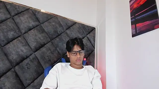 LiamKron 网络视讯表演