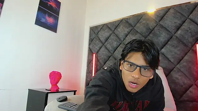 عرض كام LiamKron