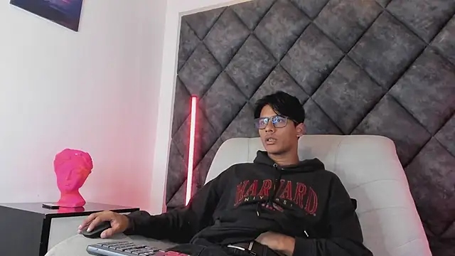 LiamKron Show Webcam