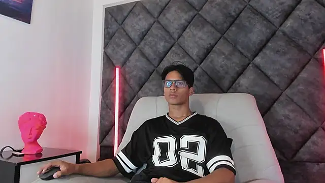LiamKron webcam show