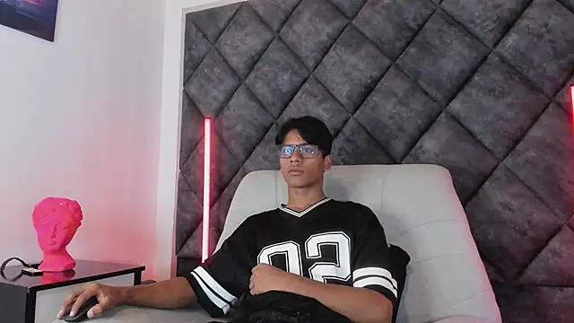 LiamKron's Webcam Show
