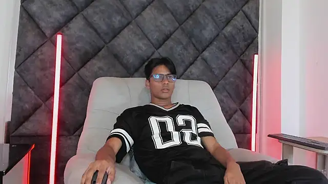 LiamKron webcam show