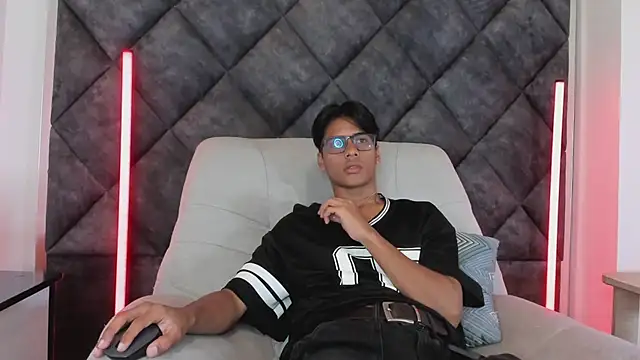 LiamKron Show Webcam