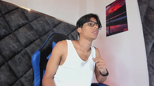 LiamKron 网络视讯表演