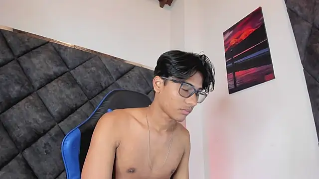 LiamKron 网络视讯表演