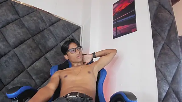 LiamKron Webcamshow