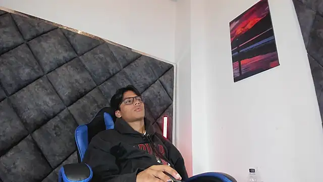LiamKron webcam show