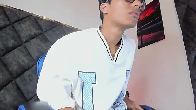 LiamKronのウェブカメラショー