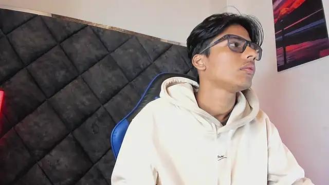LiamKron Webcam Show