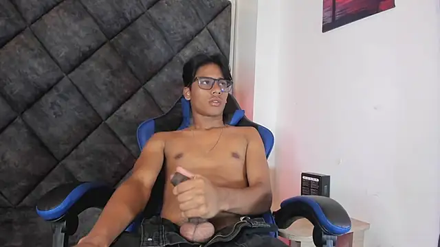LiamKron Pertunjukan Webcam